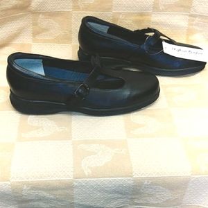 24 Hour Comfort Classic Mary Jane "Martha" Shoes NWOT